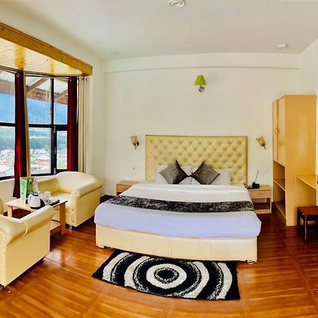 Hotel Hadimba Palace - Near Mall Road Маналі Екстер'єр фото